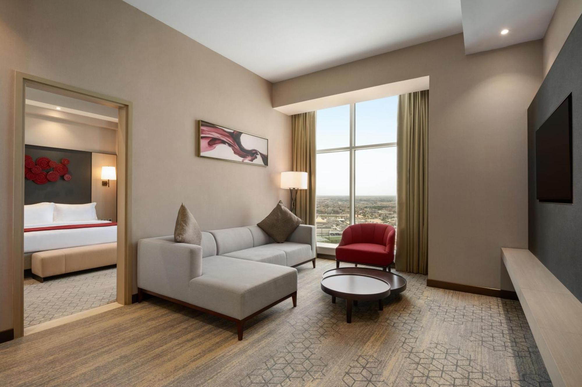 Ramada By Wyndham Riyadh King Fahd Road エクステリア 写真