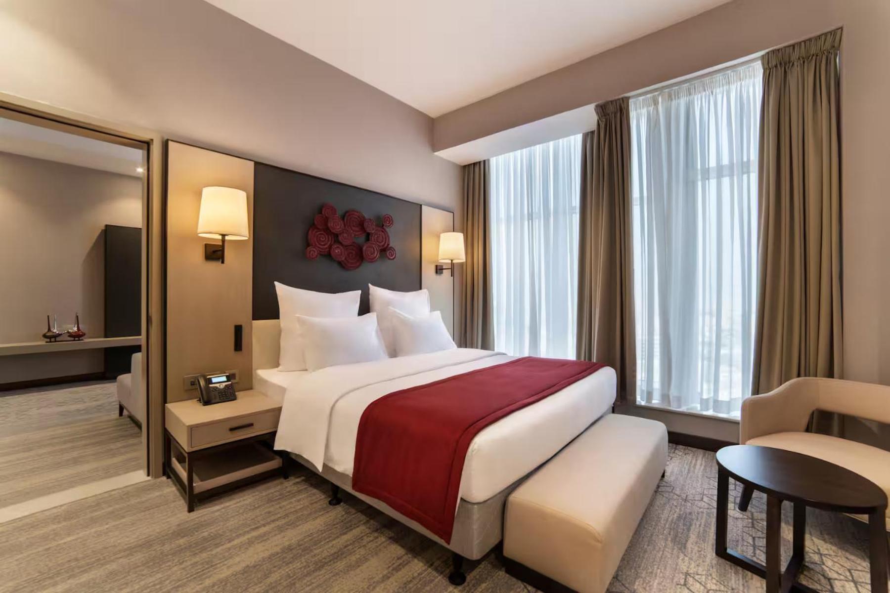 Ramada By Wyndham Riyadh King Fahd Road エクステリア 写真